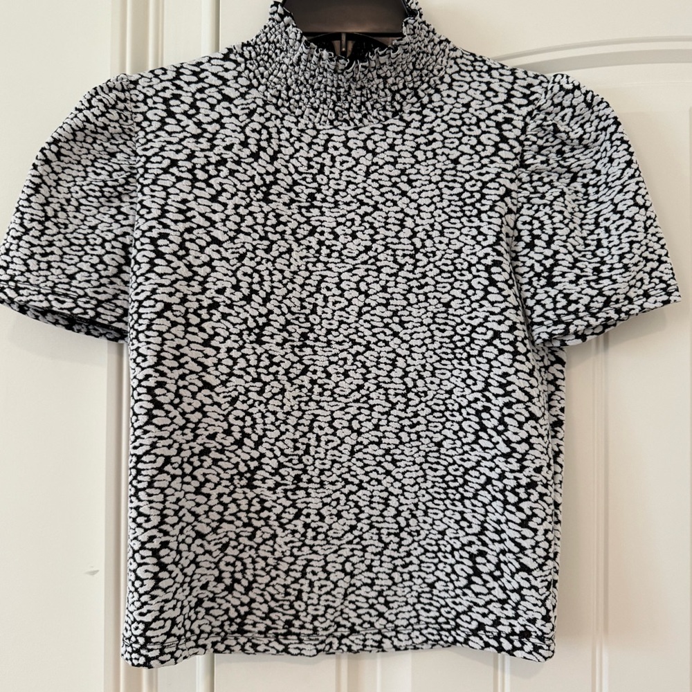 Zara Cheetah Patterned Short Sleeve Shirt